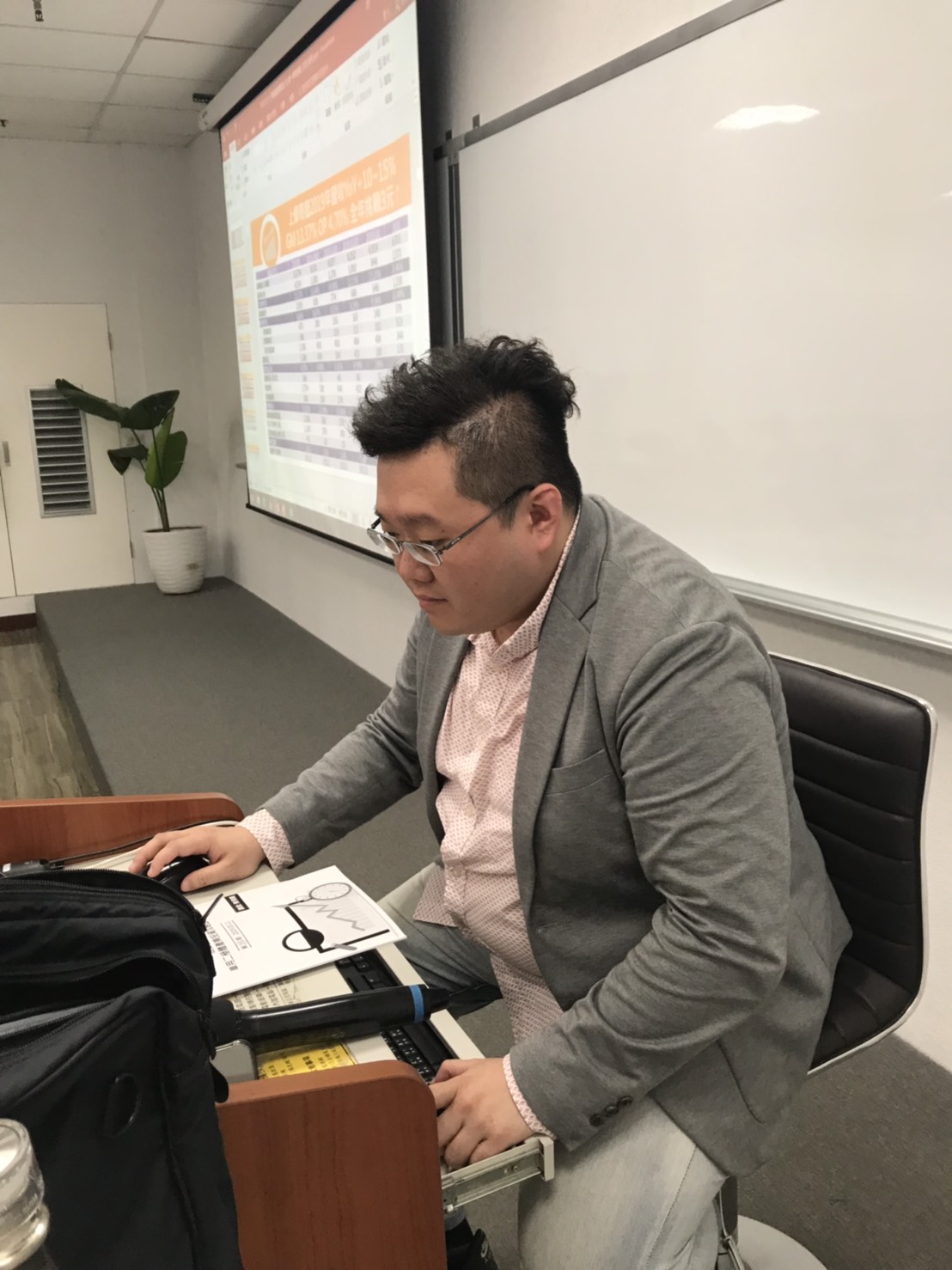 如何觀察海運與營建的方向佈局