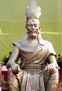 造就「龍子仙孫」的越南雄王