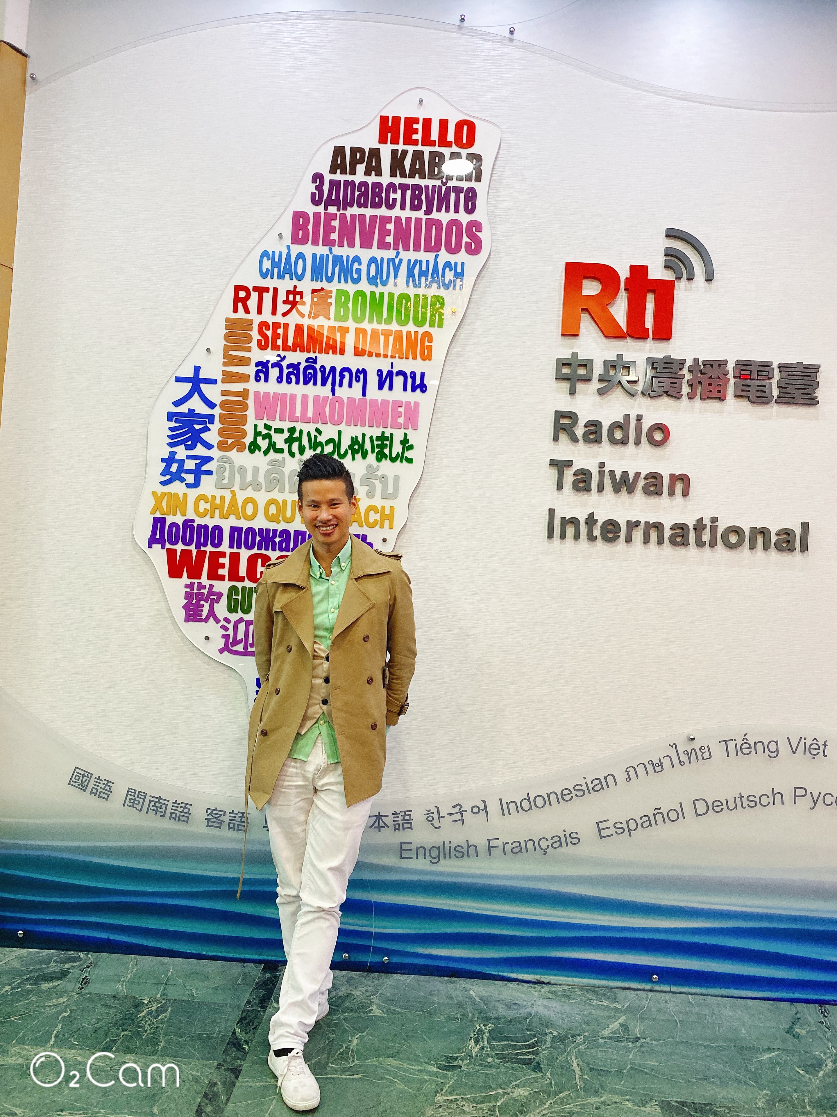 李安立 用誠執與溫暖的影像的角度，勾勒情感記錄人生
