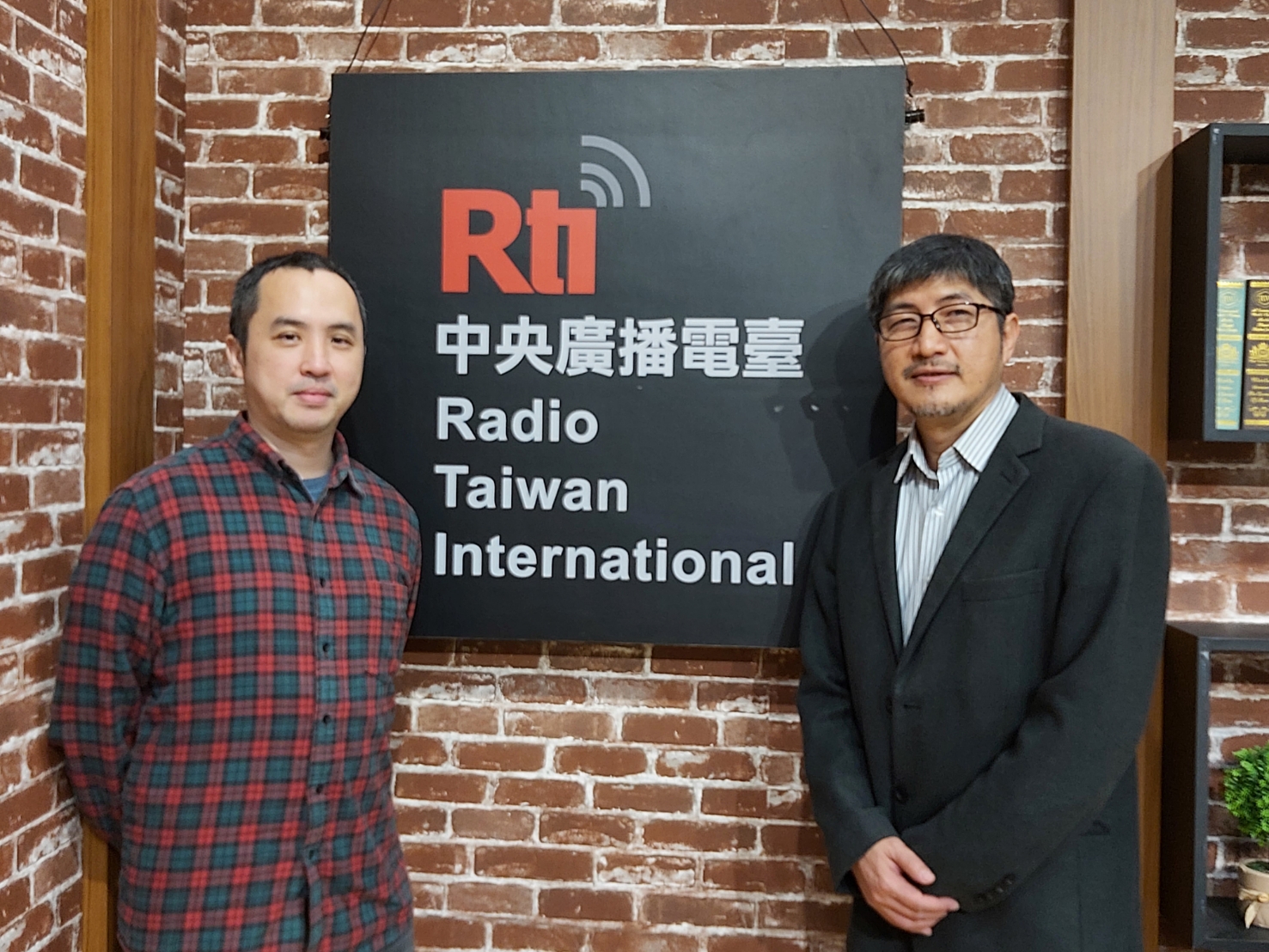台灣藝文復興的重要推手／專訪雄獅美術總編輯李柏黎