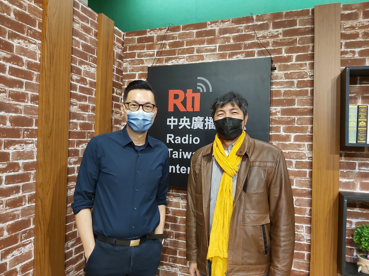從雄獅美術新人獎得主到北美館館長之路／專訪王俊傑