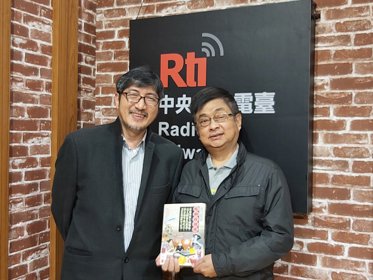以飲食習慣及文化探索台灣多族群的美食由來／專訪作家曹銘宗