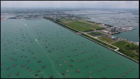 人與海的距離