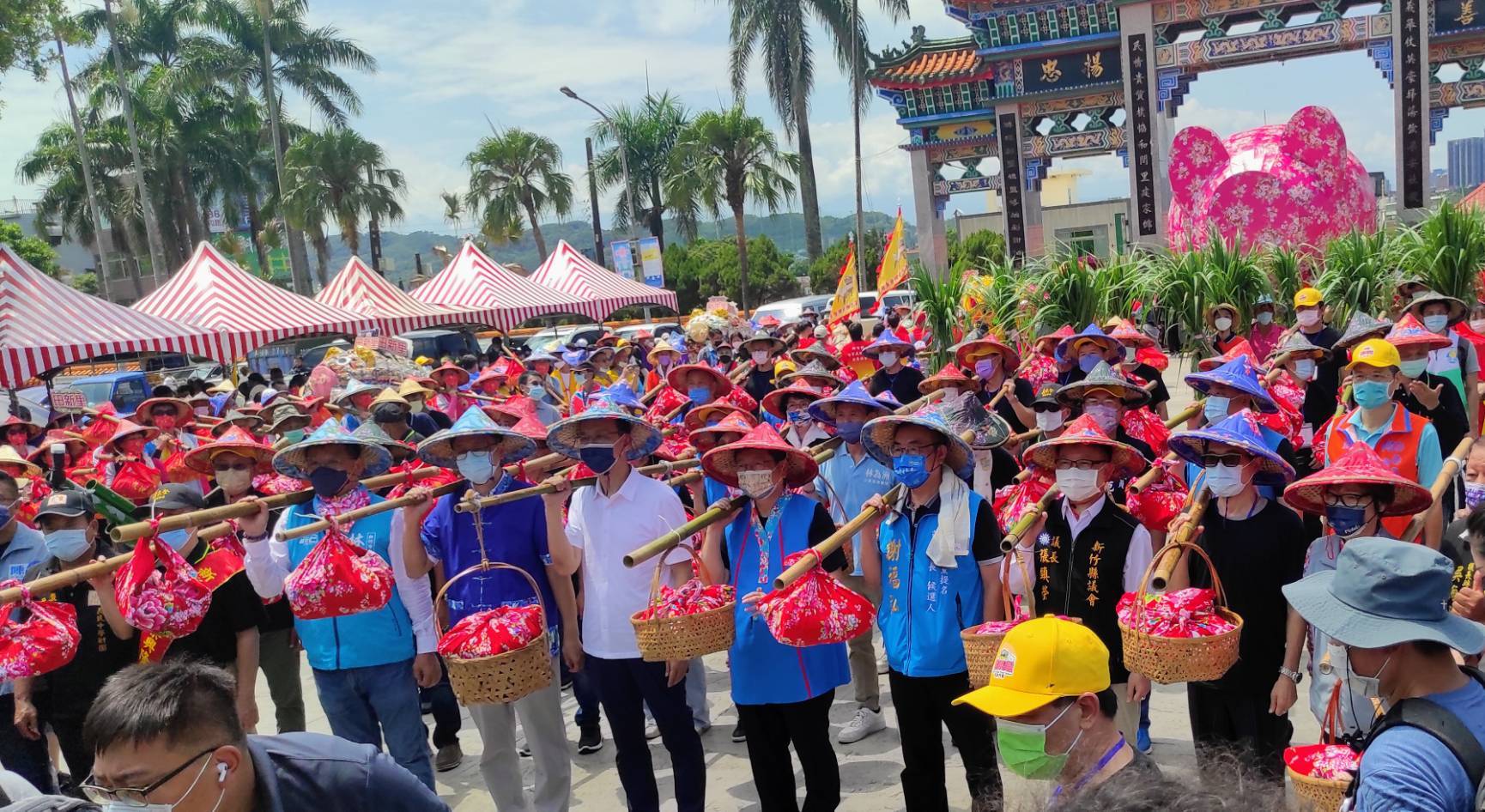 台灣最早的忠烈祠－－新埔褒忠亭義民廟，今年義民祭典首創由小學生擔任祝禱文禮生
