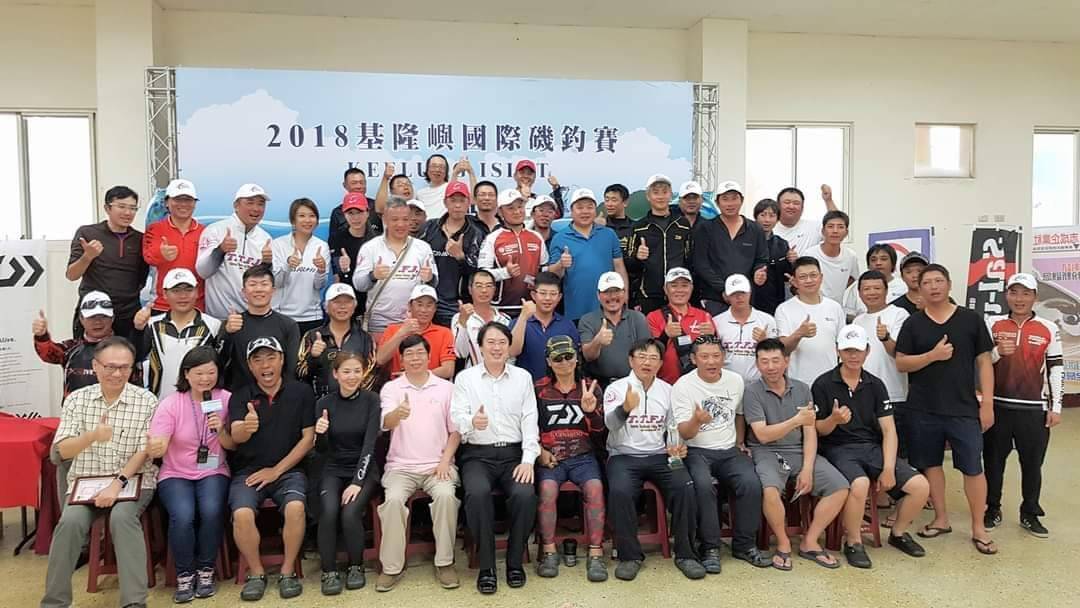人與海的距離
