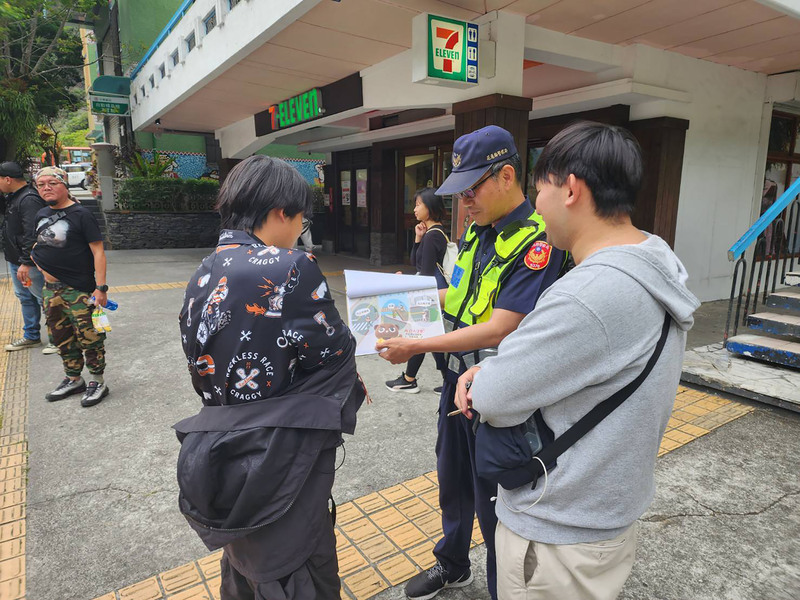 超商浩克事件凸顯的第一線公權力議題