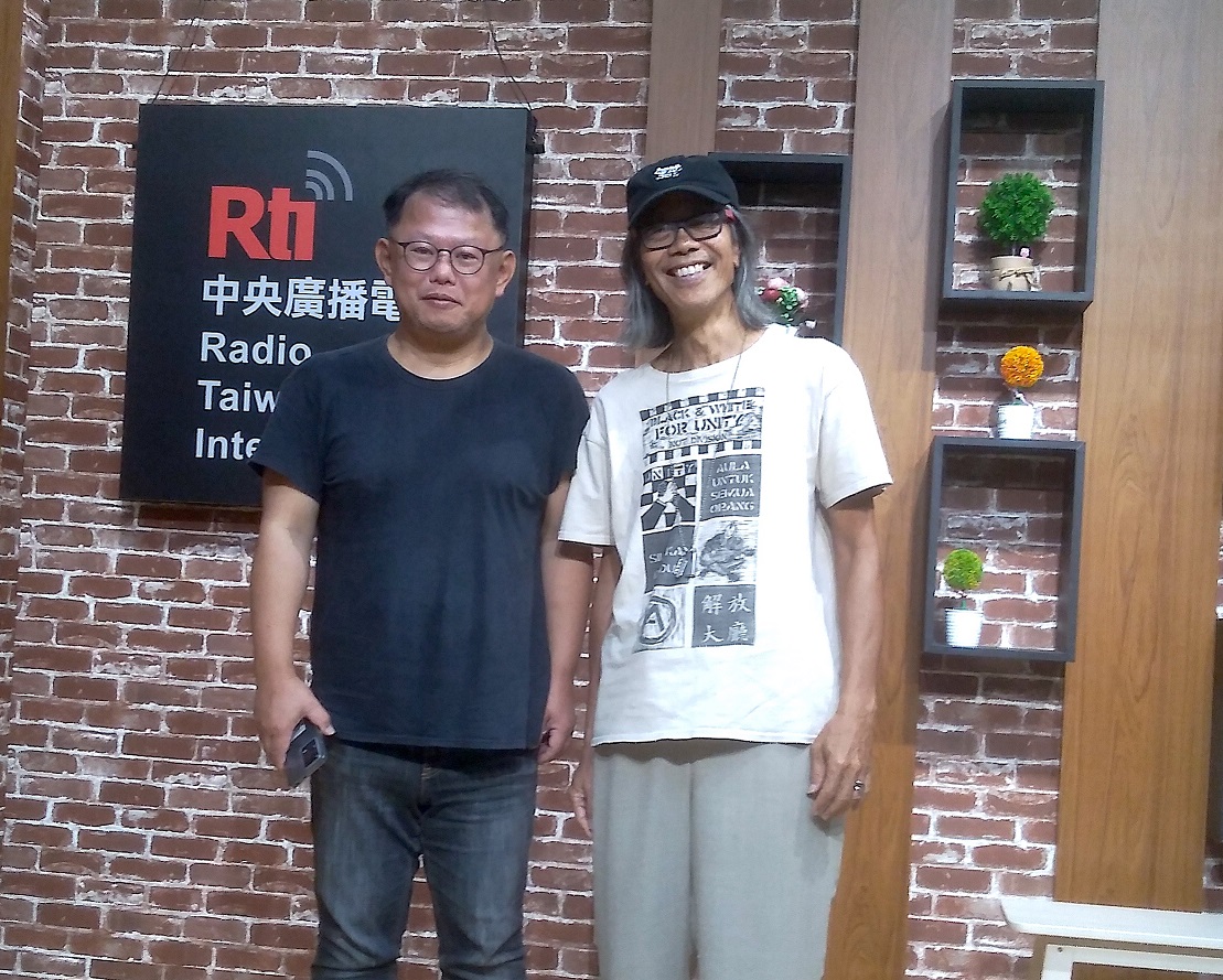 瓶中稿(華、粵)
