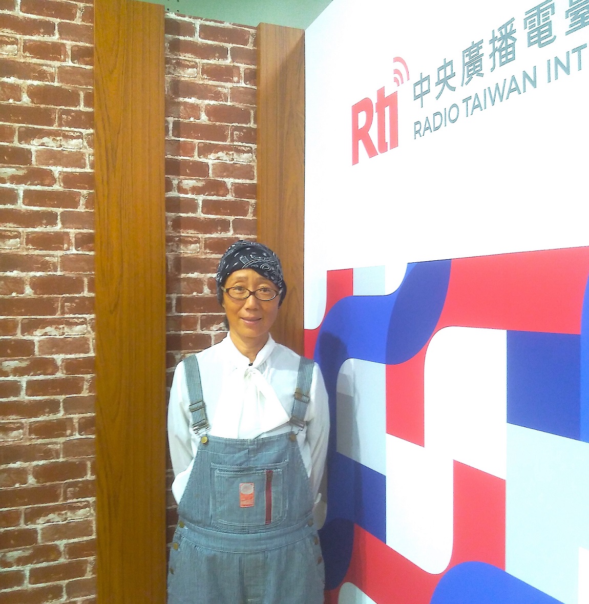 瓶中稿(華、粵)