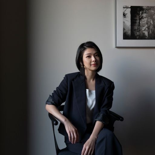 透過不同角度，從建築宏觀到室內的微觀