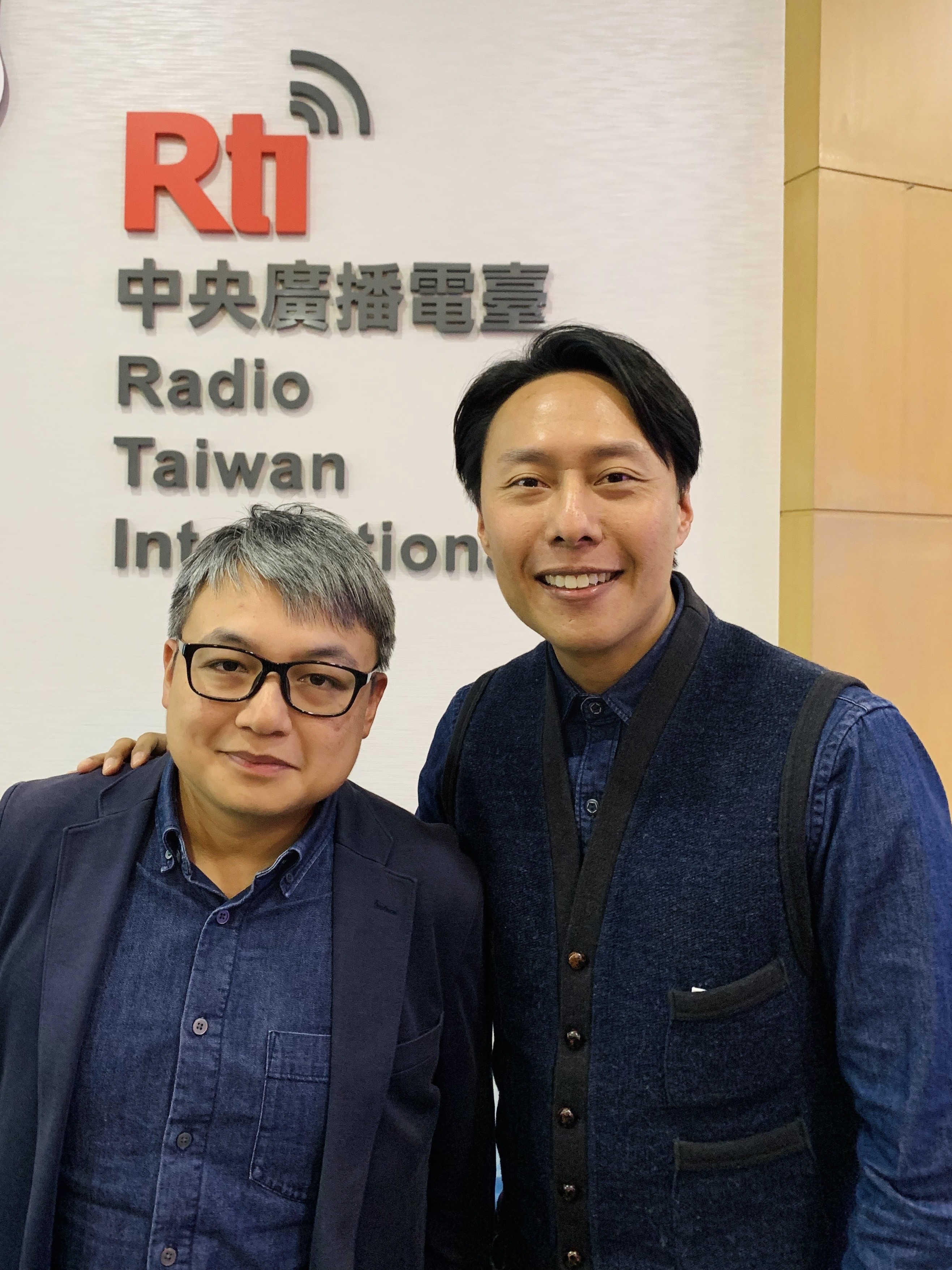 放棄香港音樂夢，來台灣成為漢堡王子