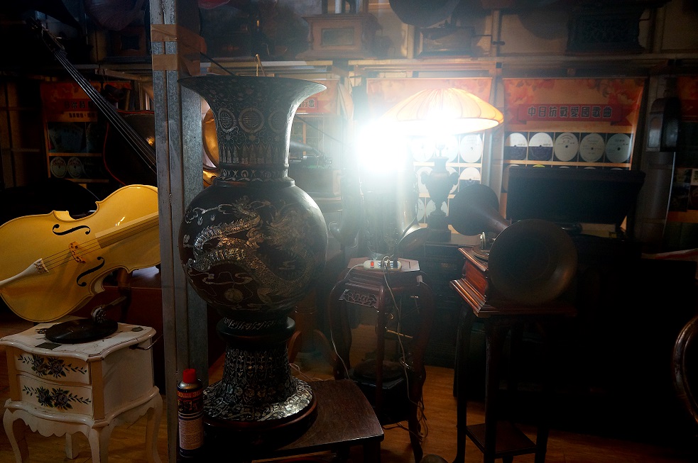 生命喜悅的記憶：林本博老師對“物”的忠情史  Memories of happiness in life: Mr. Lin's infatuation with collection