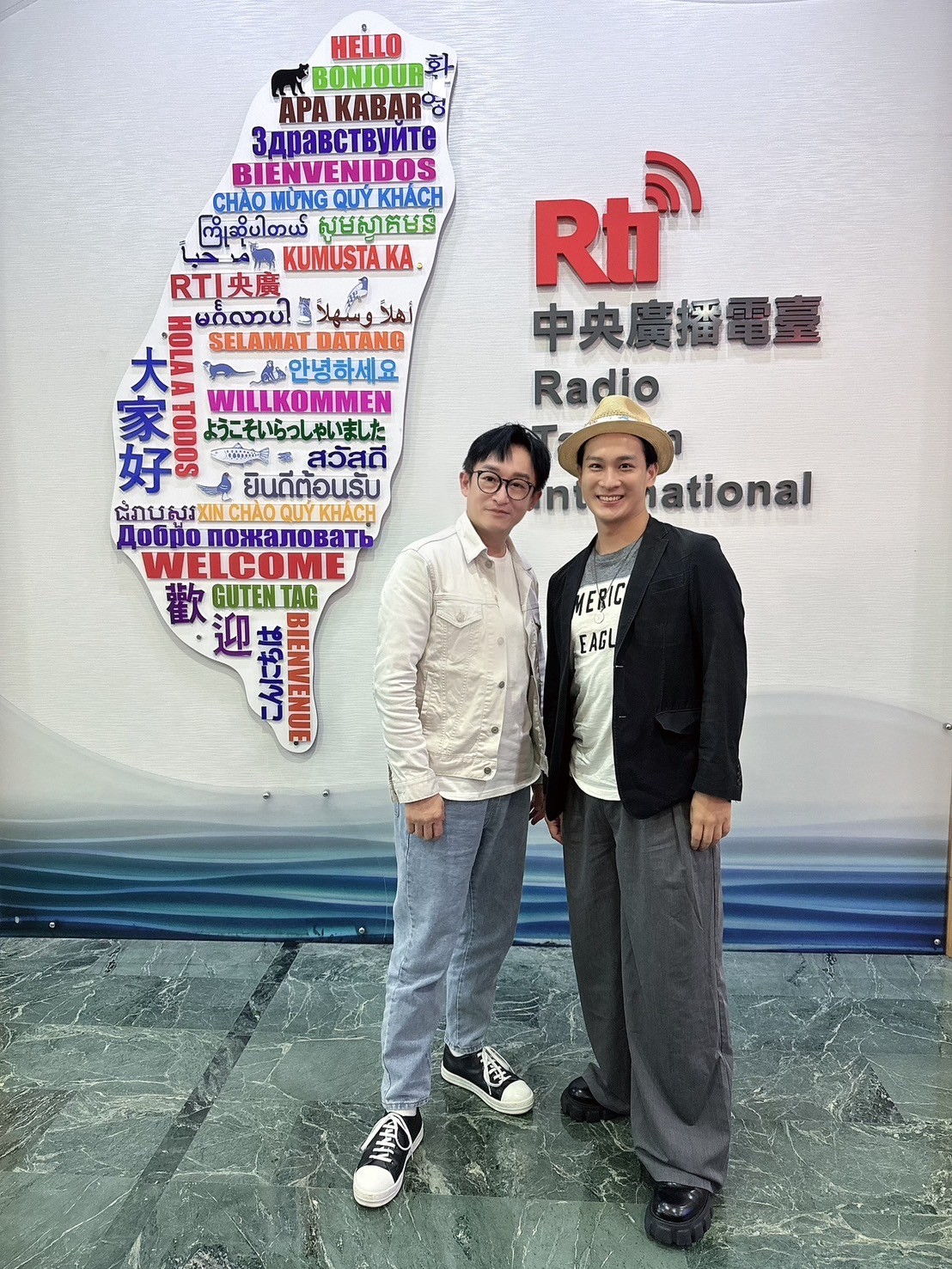 在藝術的領域漂移，自由的靈魂最終落腳在自我的認同。得獎的是～羅昊元