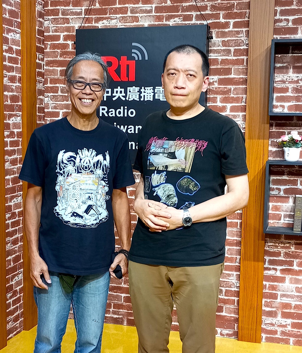 瓶中稿(華、粵)