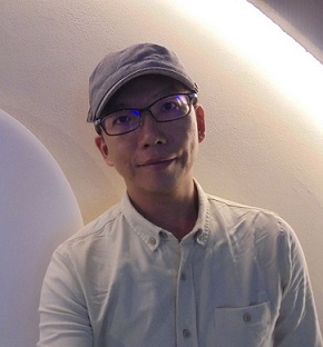 作家謝鴻文，願兒童的世界擁有更多快樂及希望