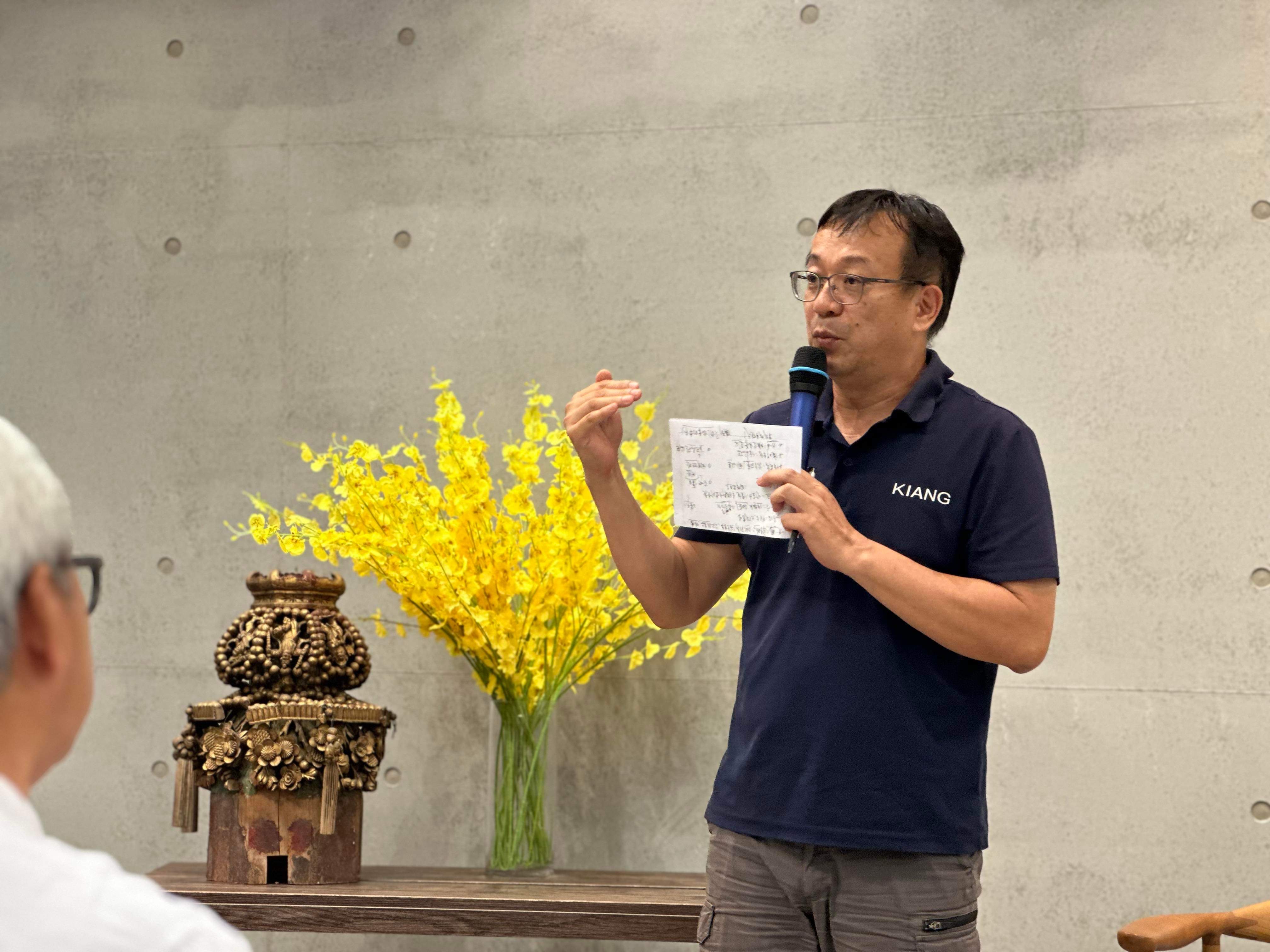 語言文化與休閒觀光產業的關聯—專訪屏東大學客家文化產業碩士學位學程黃露鋒主任