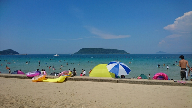 暑假學游泳、戲水注意安全