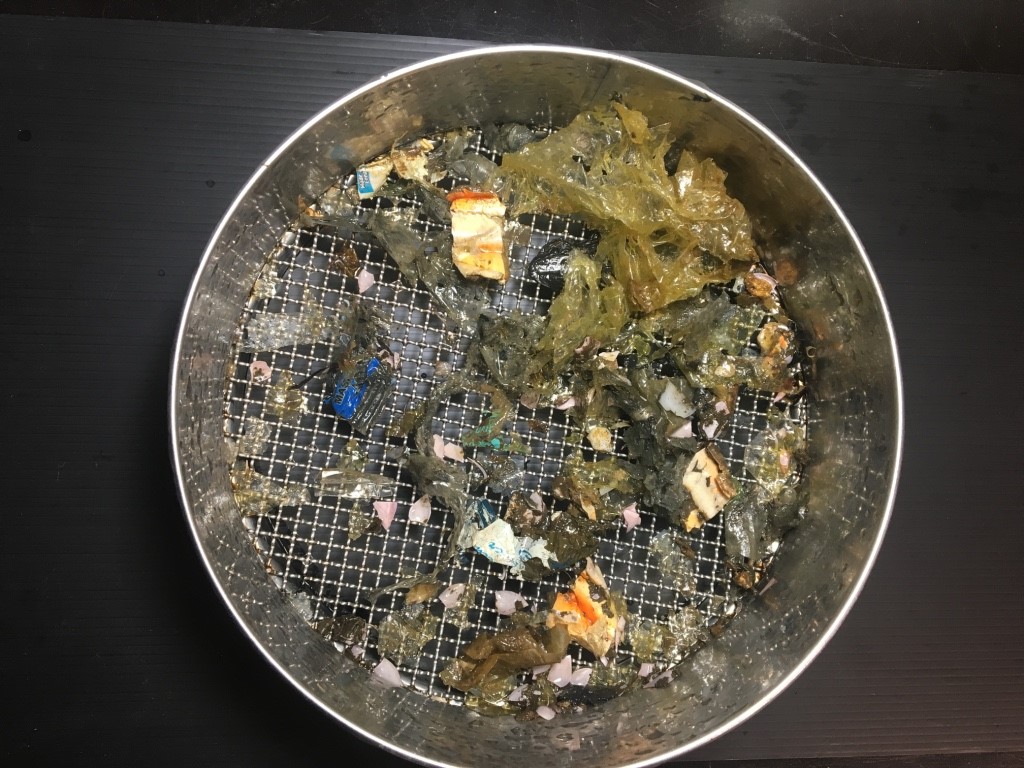 人與海的距離