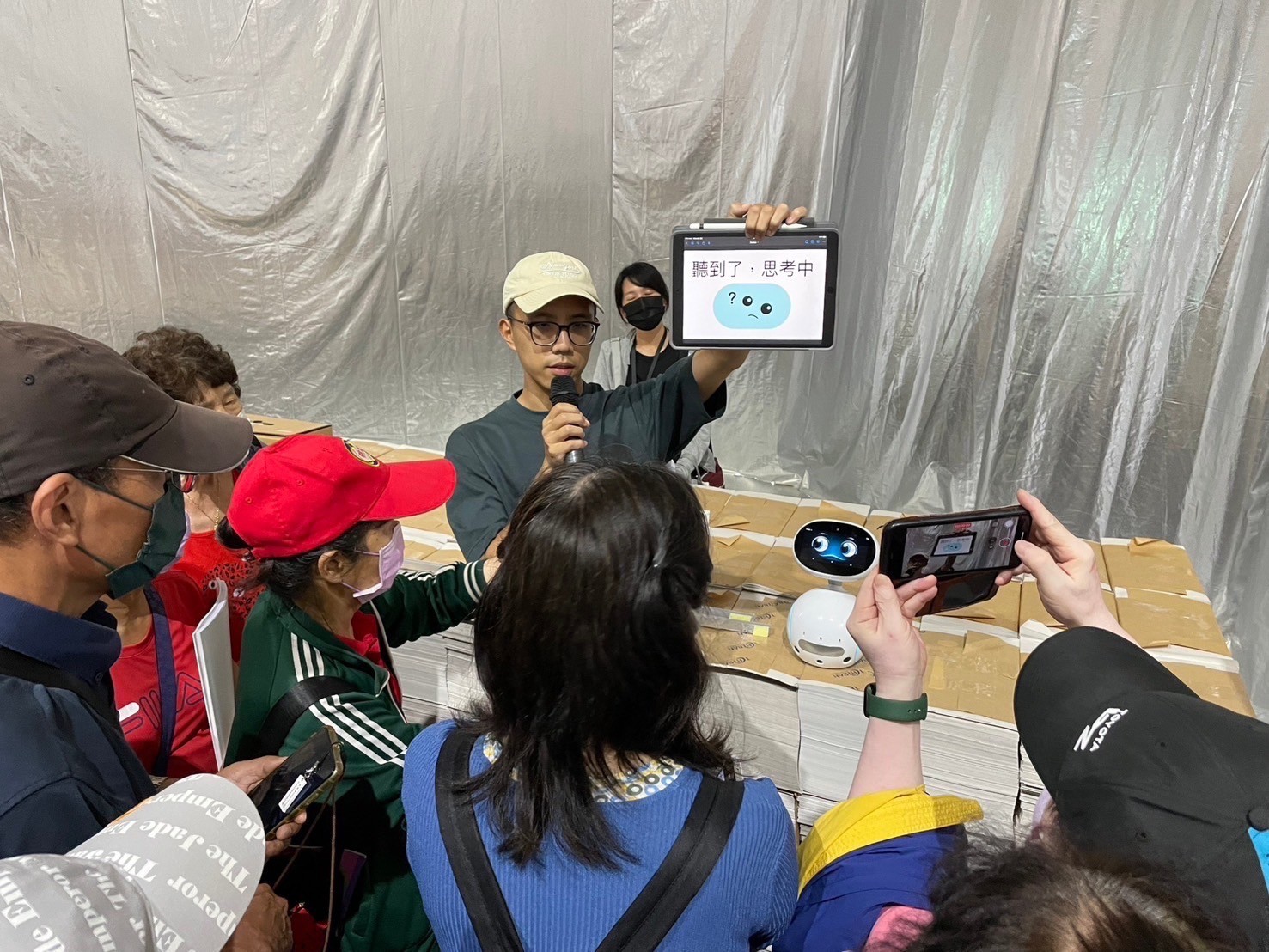 從口譯到參與客語語音資料庫的建立，都讓自己的客語能力功力大增