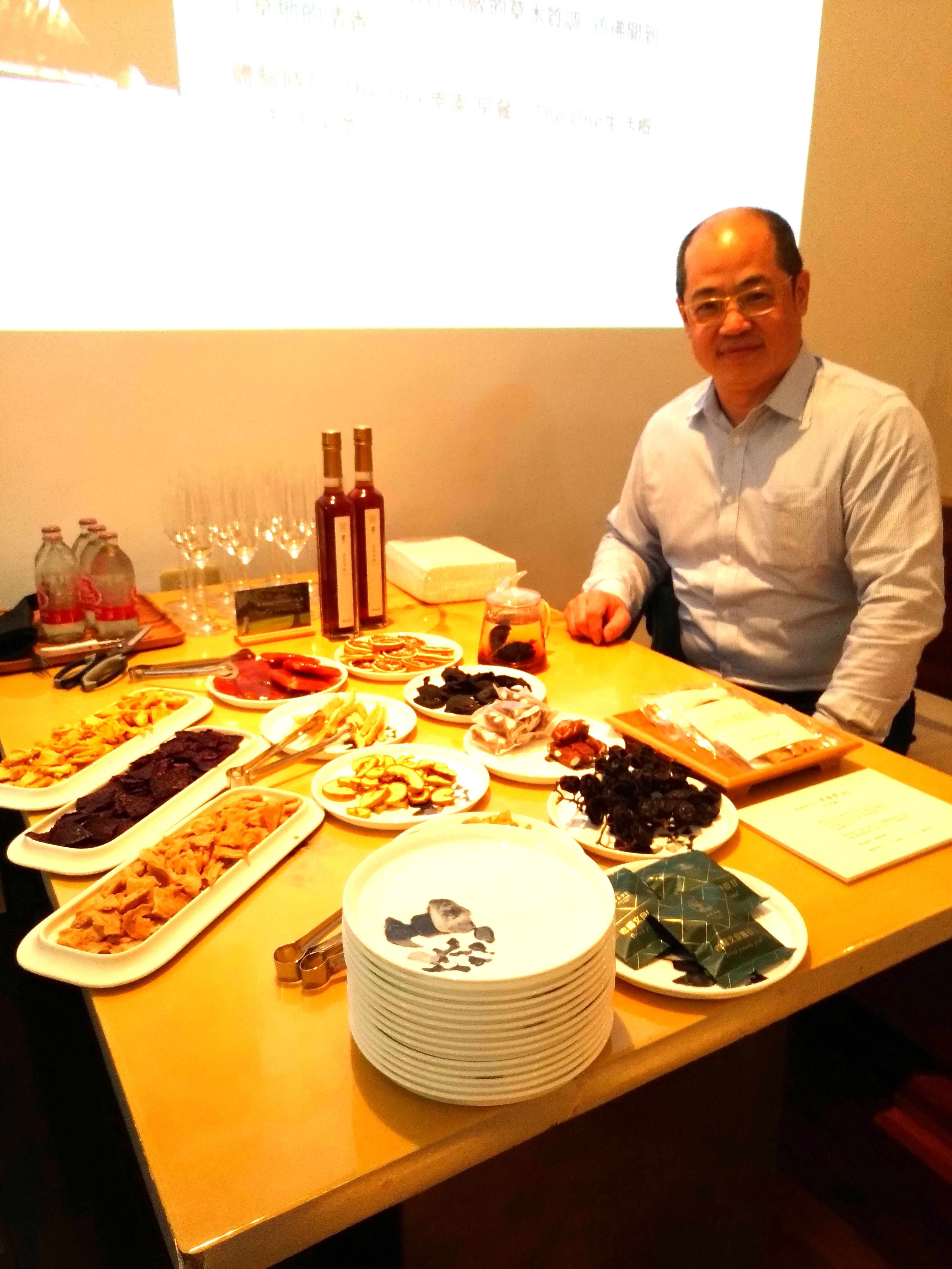 「富瀧農食」疼惜小農 為臺灣水果加值