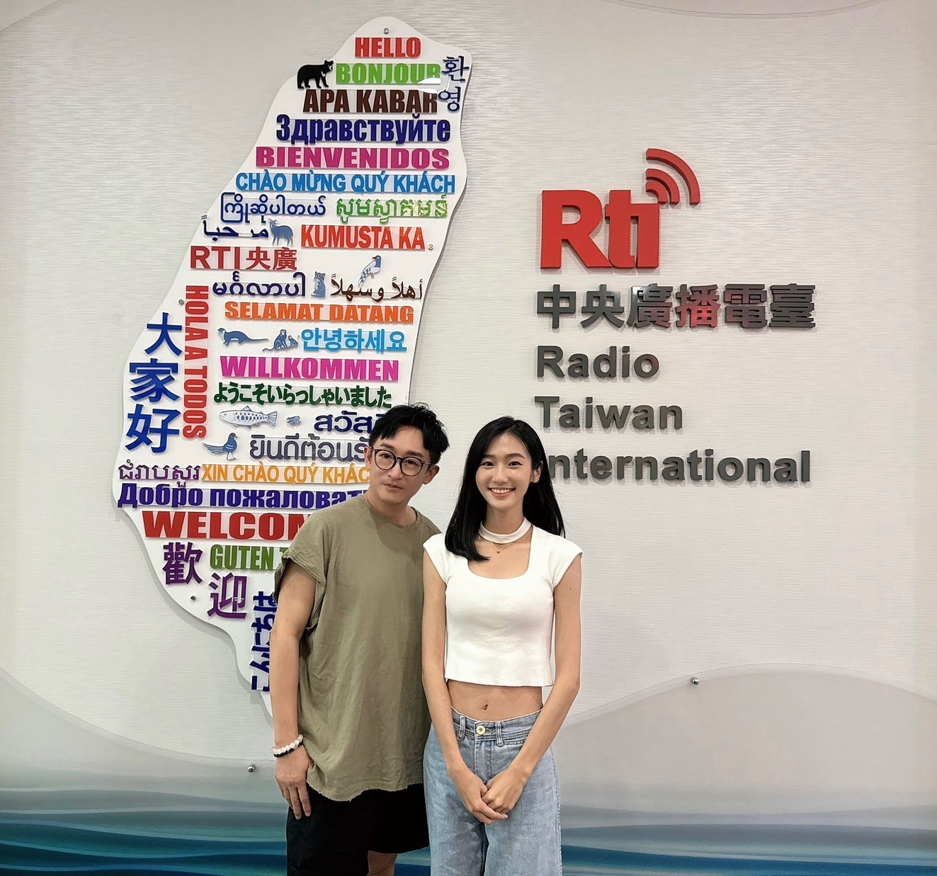 因歌而生，在戲劇廣告中發光發熱，演藝人生即將大鳴大放的客家女聲