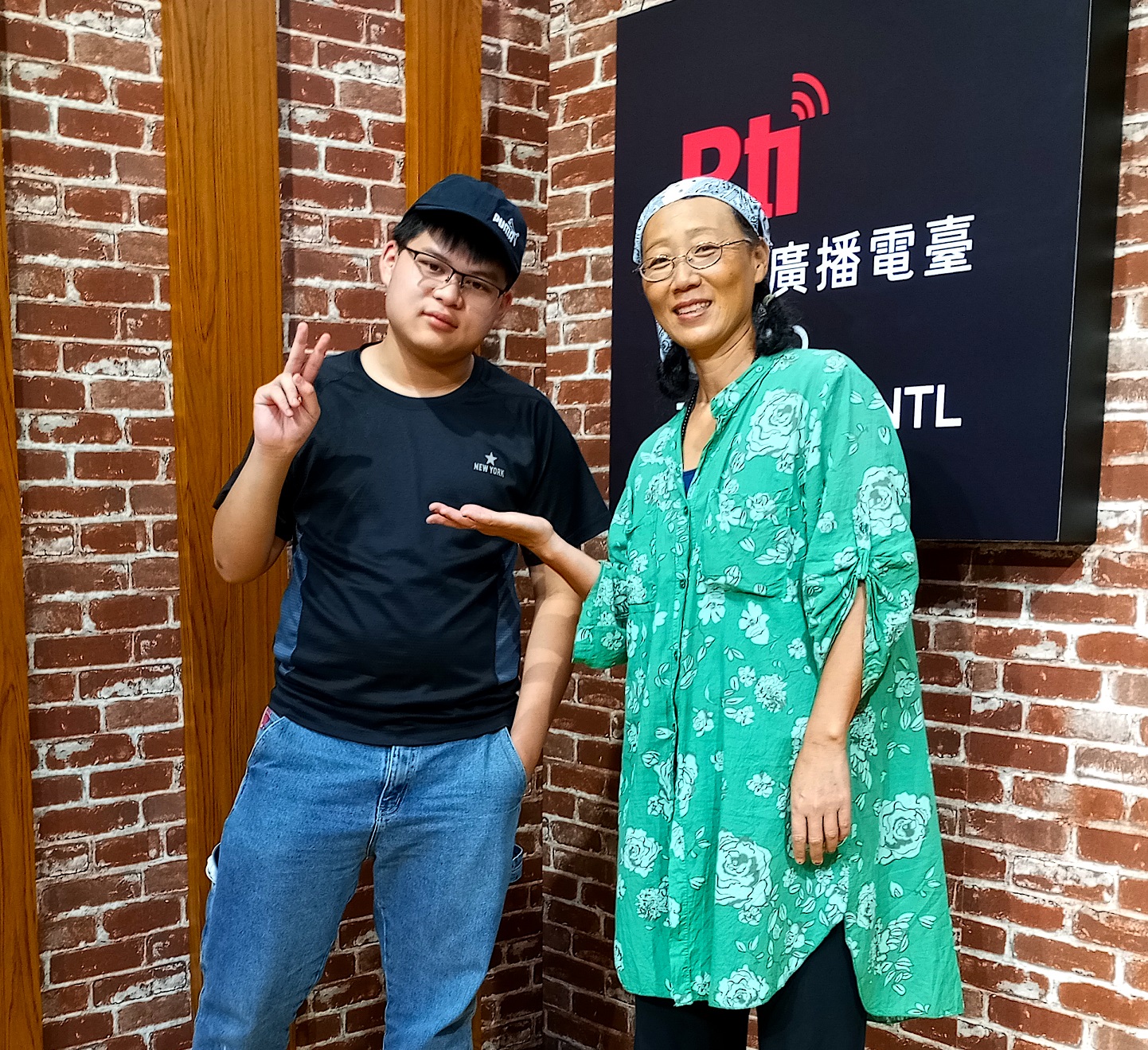 鐵石心腸 VS 恆久的愛  “Be Not too Hard” Vs “Amour Eternel”