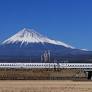 到富士山頂喊「萬哉」！