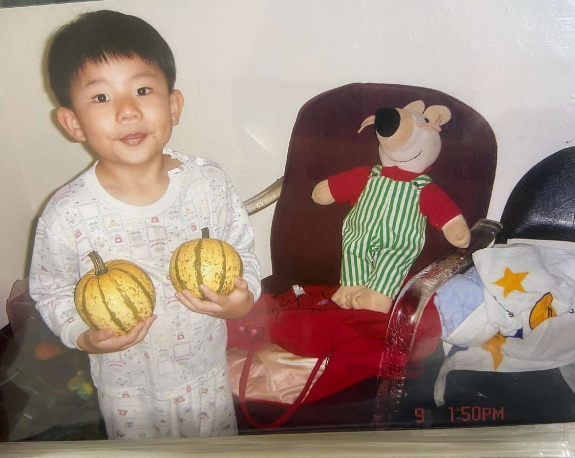 劉俊良解構自己對於新住民子女身分的心結，並努力嘗試與媽媽、與自己過往的生命經驗和解。