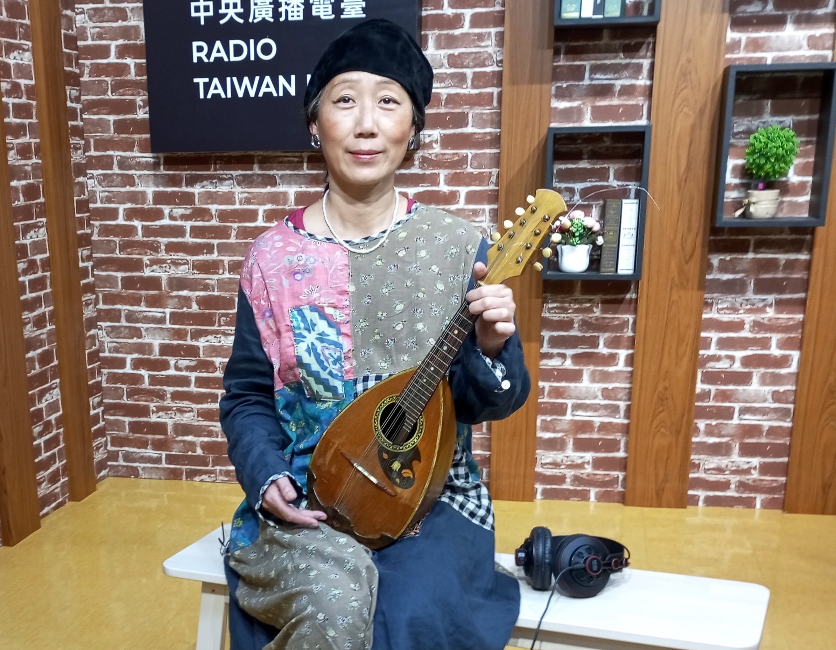 瓶中稿(華、粵)