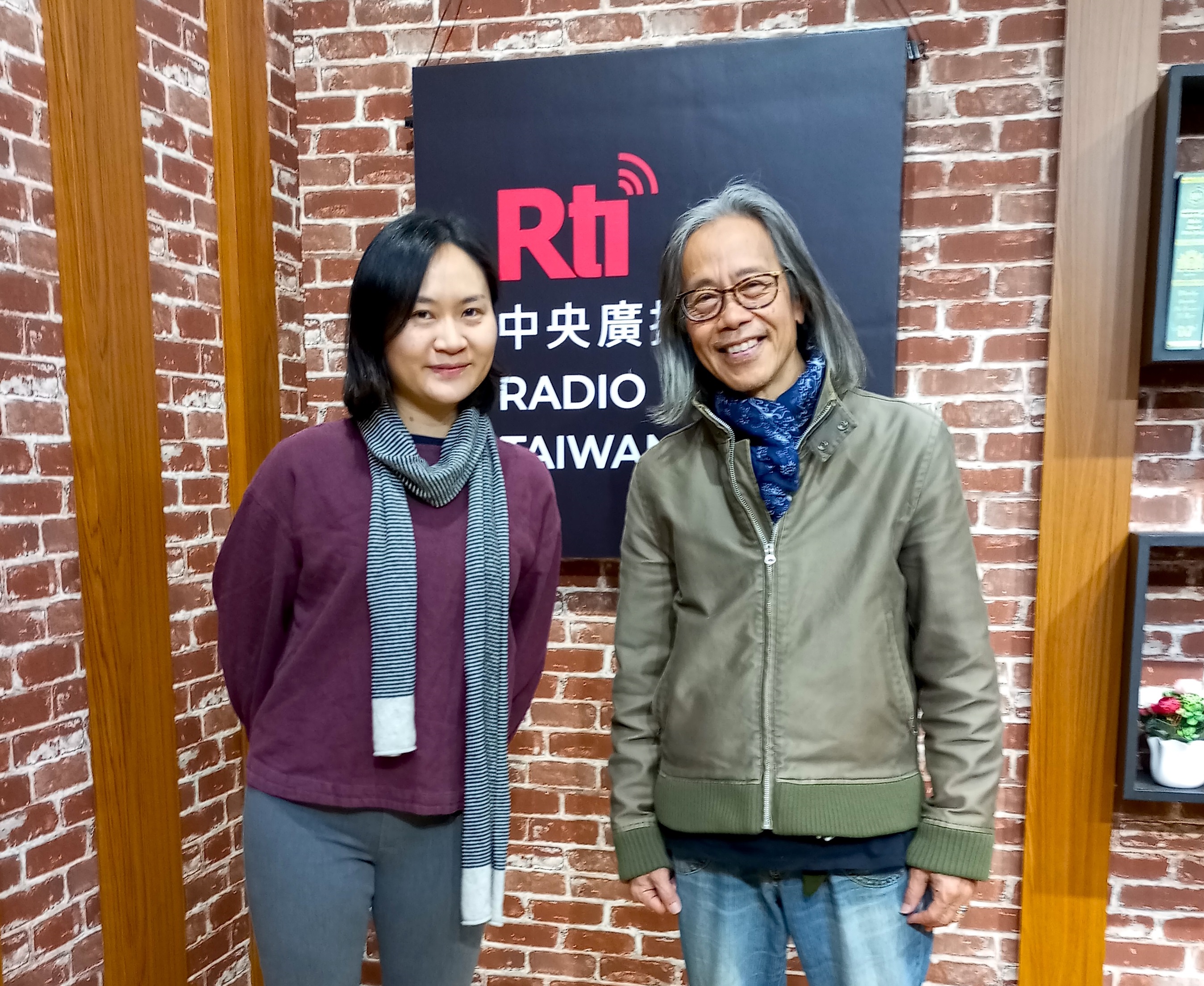 瓶中稿(華、粵)