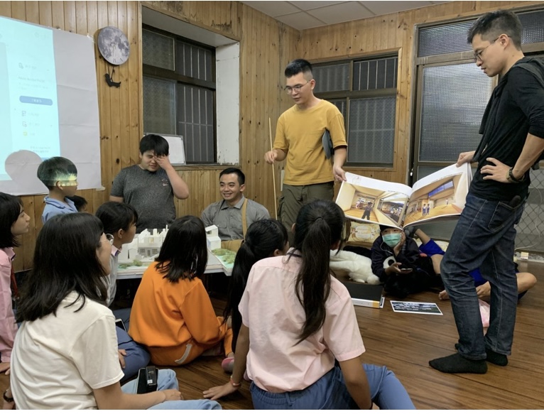 牆瓦間的記憶 牆瓦間的記憶