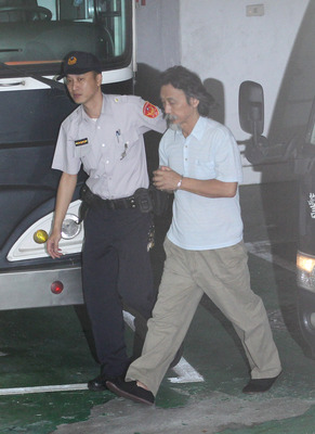 粵語晚間新聞