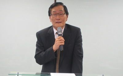 粵語午間新聞
