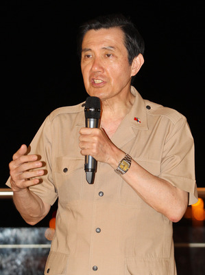 粵語午間新聞