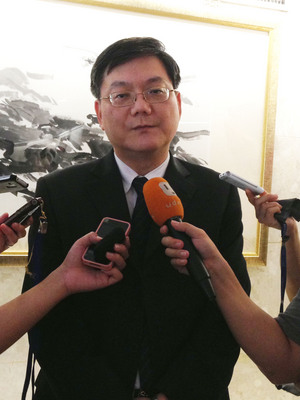 專題報導