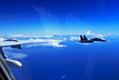 共軍戰機本週遠海訓練 飛越台日近海