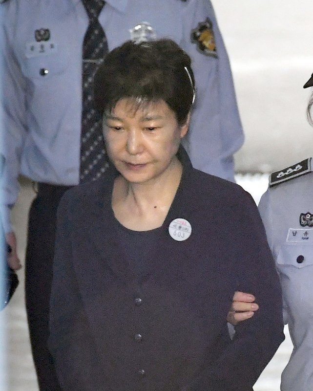 朴槿惠李在鎔將對質 青瓦台文件受矚目