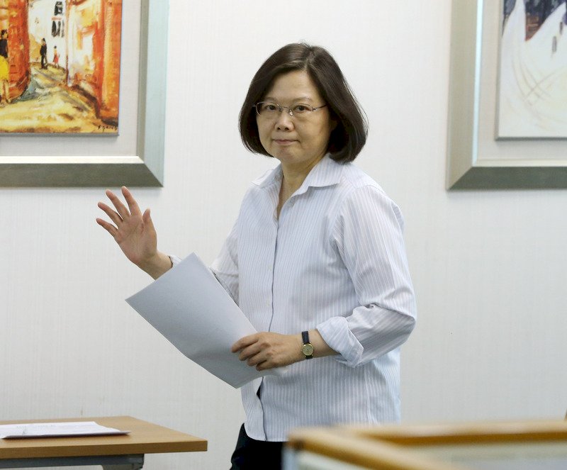 推技職教育 蔡總統：教育部要走出來