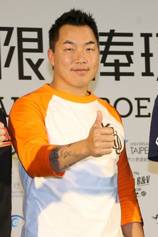 郭泓志加盟中職富邦 月薪30萬