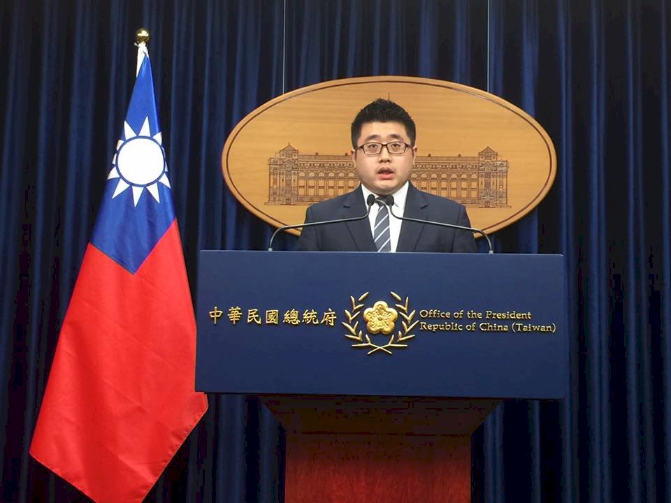 美學者新書指中共2020攻台 府沒評論