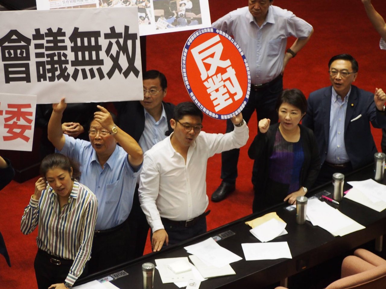 前瞻預算送協商 臨時會階段任務完成