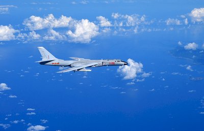 中共5軍機飛越琉球 其中1架飛往台海