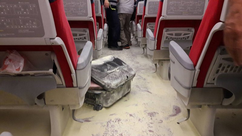 火車廂內鋰電池爆炸 台鐵證實首例