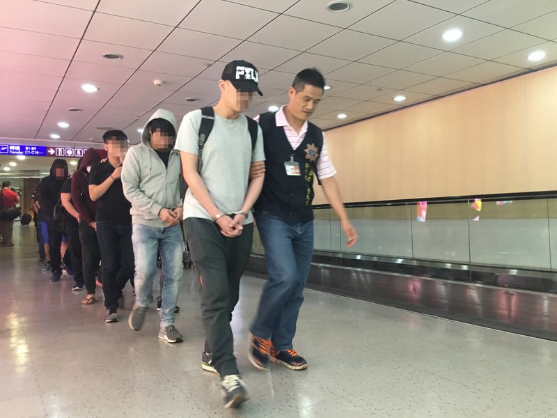 泰國電信詐騙案 18名台嫌返台
