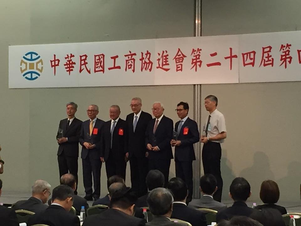 張忠謀：台積電投資首選是台灣
