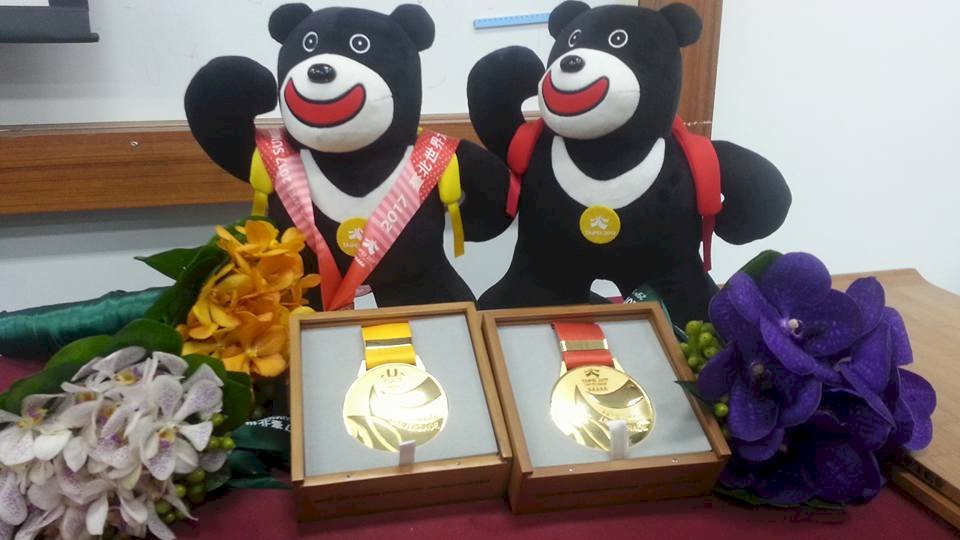 台北世大運獎牌融入正體中文 首創獎牌竹盒