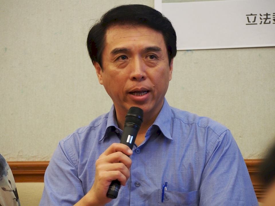 藝術換宿遭罰 勞動部指問題在簽證