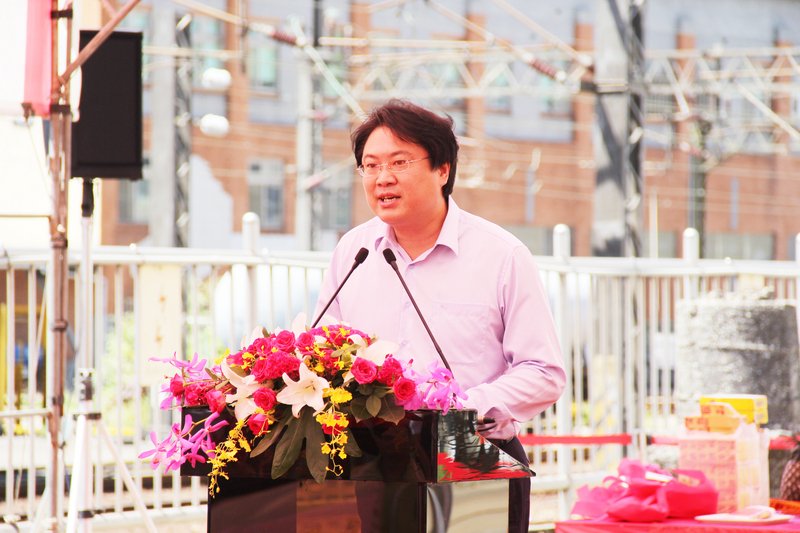 為基隆輕軌怒批柯 林右昌：沒有高度及格局