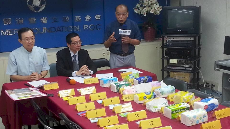 面紙不能丟馬桶 消基會：逾3成標示不顯著
