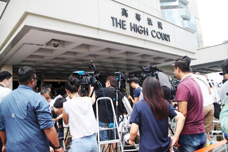 英國：判黃之鋒等入獄 勿阻合法抗議權利