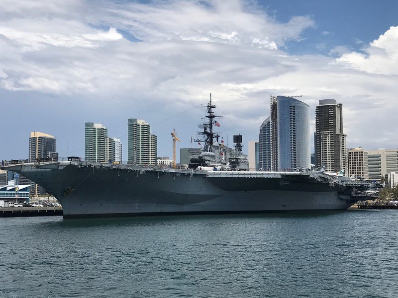 從小鷹號和甘迺迪號航艦各以一美分出售探討軍艦博物館維護成本